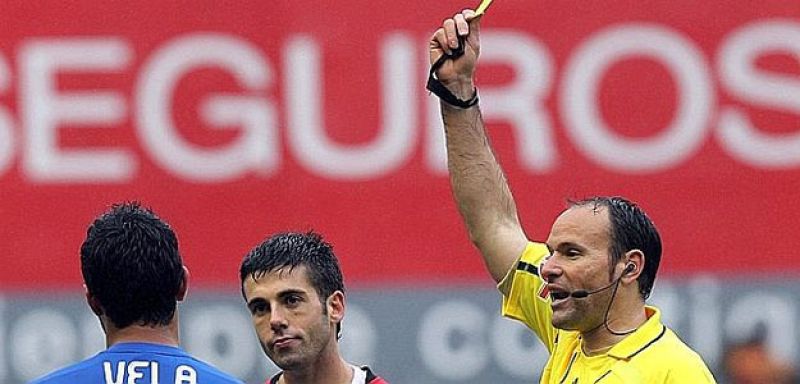 Mateu Lahoz dirigirá la final de Copa entre Barcelona y Real Madrid