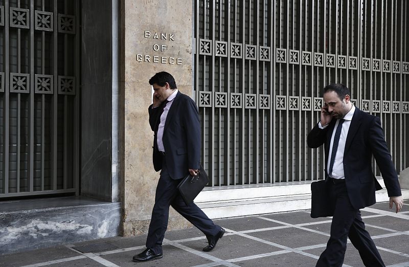 Grecia vuelve a los mercados cuatro años después con una emisión que registra una fuerte demanda