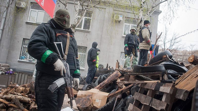 Los prorrusos se hacen con la ciudad de Slaviansk y desafían al poder de Kiev