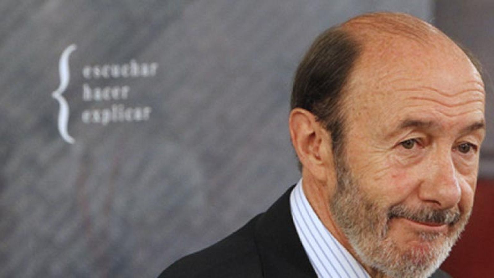 Rubalcaba llevará al Congreso una propuesta de reforma constitucional tras las europeas - Informativo 24h | Ver