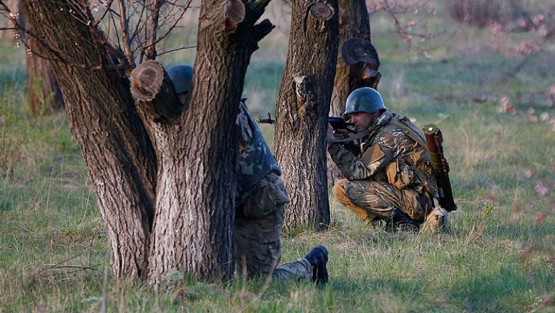 El Ejército ucraniano entra en los focos prorrusos del este para detener la sublevación