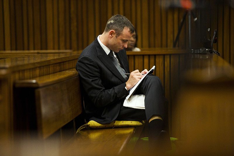Pistorius desmiente haber recibido clases de interpretación para el juicio
