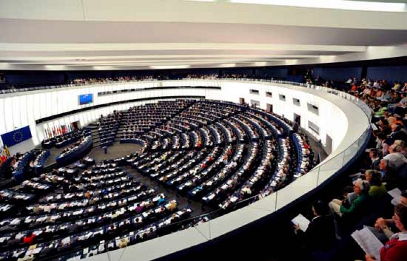 La Eurocámara, dividida ante la votación de la directiva de retorno de inmigrantes