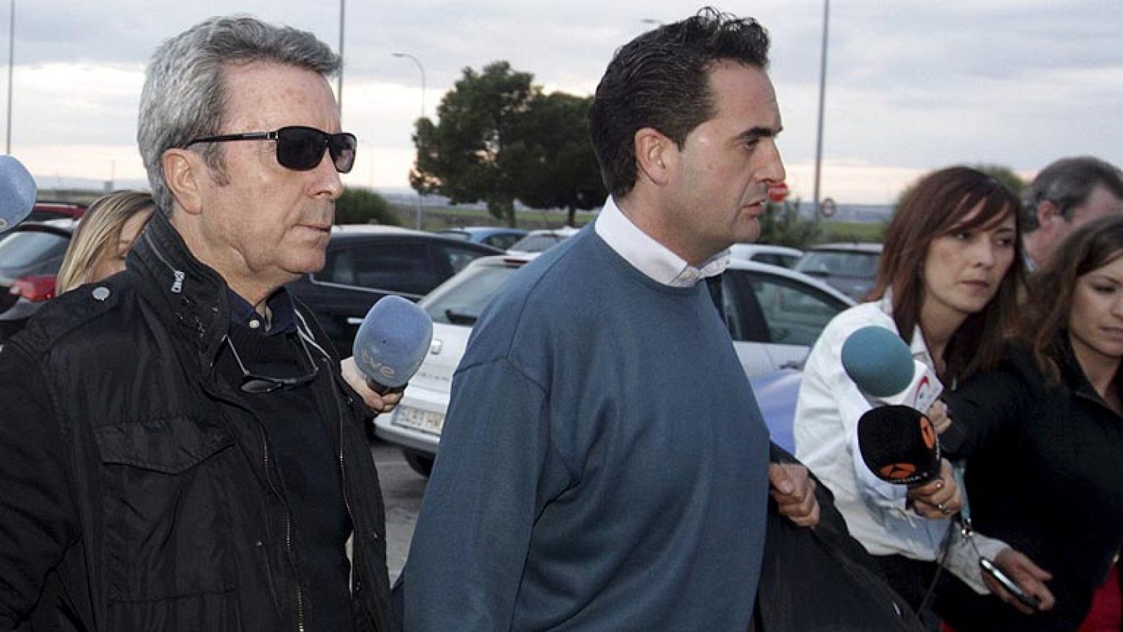 Ortega Cano entra en la prisión de Zuera, en Zaragoza, para cumplir su condena | Ver