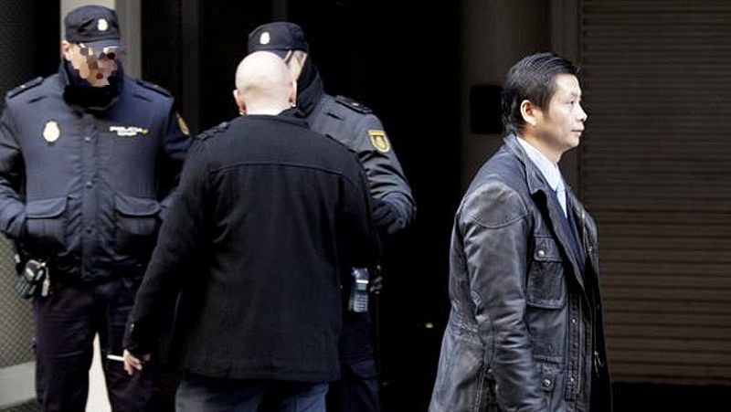 El juez Moreno imputa a nueve policías por su relación con la mafia de Gao Ping