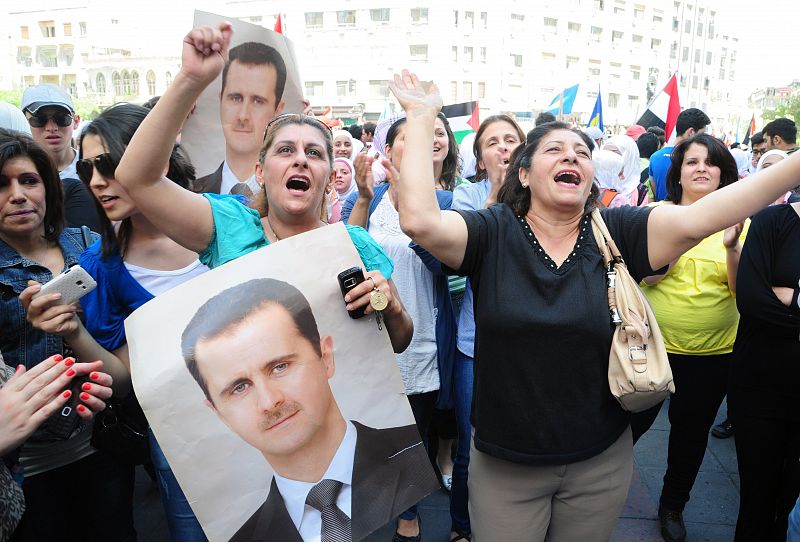 Al Asad, fuerte sobre el terreno, se postula para un tercer mandato en Siria