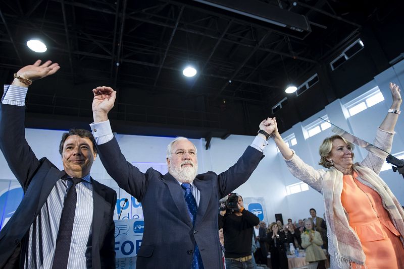 Arias Cañete advierte del voto "perdido" a los partidos sin peso para negociar en la UE