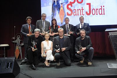 Juan Cavestany recoge el Premio Sant Jordi de RNE a la mejor pelcula por 'Gente en sitios'