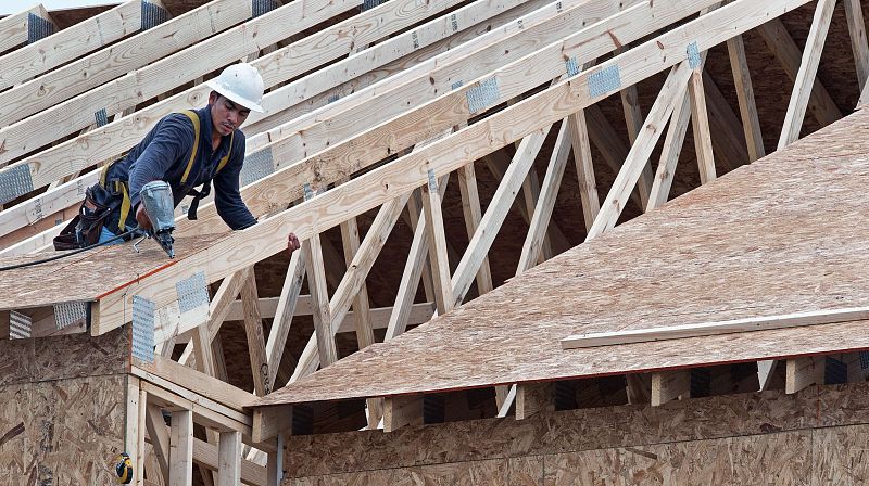 El paro en Estados Unidos cae en abril al 6,3%, el nivel más bajo desde septiembre de 2008