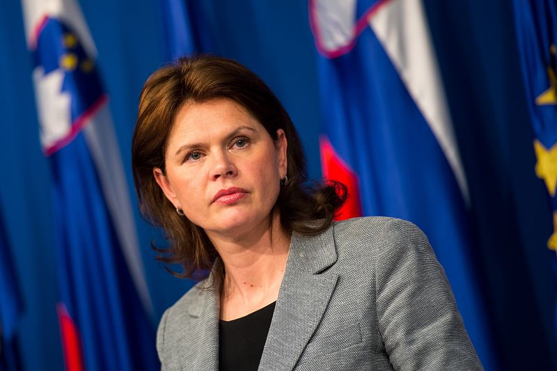 La primera ministra eslovena dimitirá el lunes para adelantar los comicios