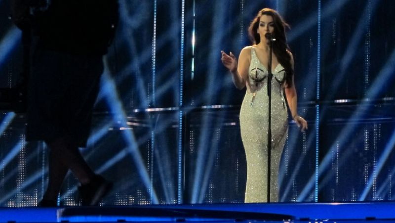 Segundo ensayo: Ruth Lorenzo luce el vestido de la final y cambios en la propuesta escénica