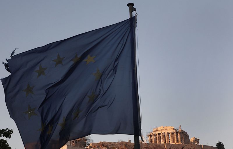 Cinco años de crisis que pusieron en jaque la supervivencia del euro