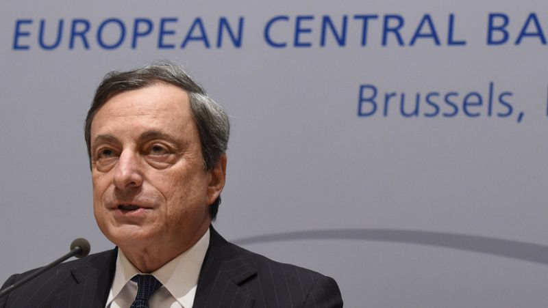 Draghi está dispuesto a actuar contra la baja inflación en junio a la espera de las previsiones