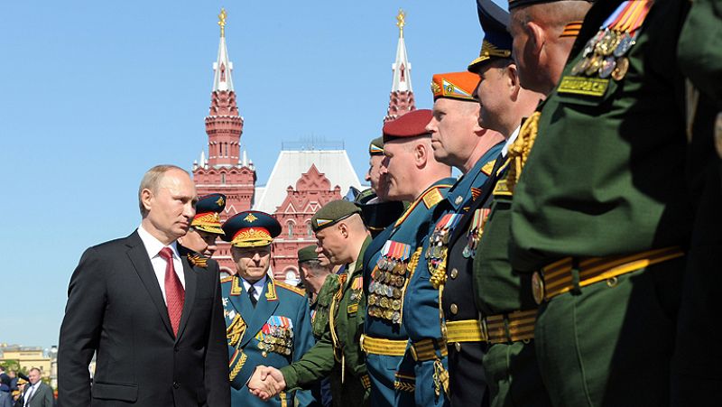 Putin viaja a Crimea en el aniversario del Día de la Victoria sobre el nazismo