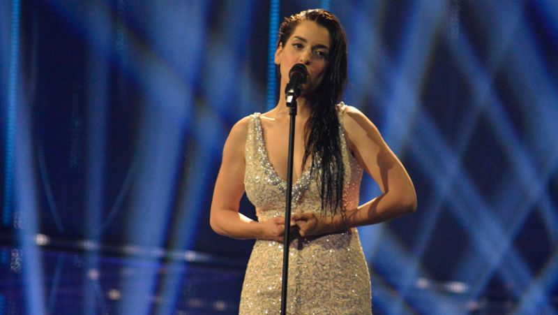 Ruth Lorenzo cambia de vestido en su primer ensayo general en Eurovisión