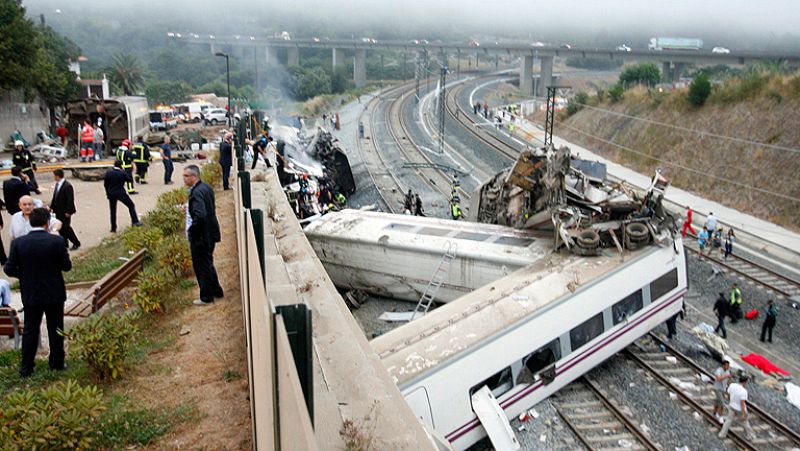 El juez imputa a once directivos de Adif por el accidente del Alvia de Santiago de Compostela