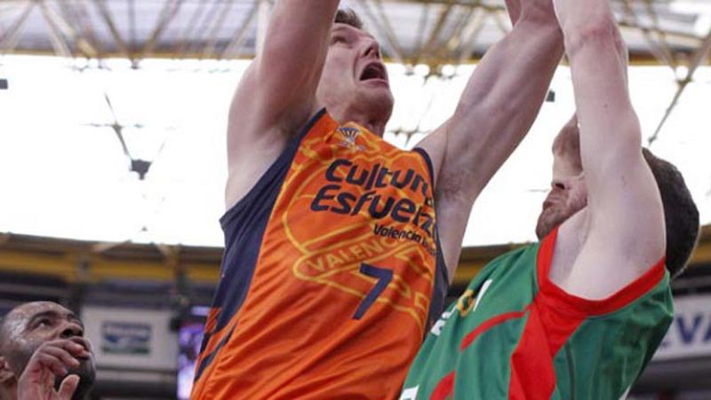 El Valencia gana al Cajasol en la prórroga y celebra la Eurocup