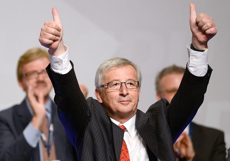 Juncker dice que Merkel le ha garantizado la presidencia de la Comisión si el PPE gana