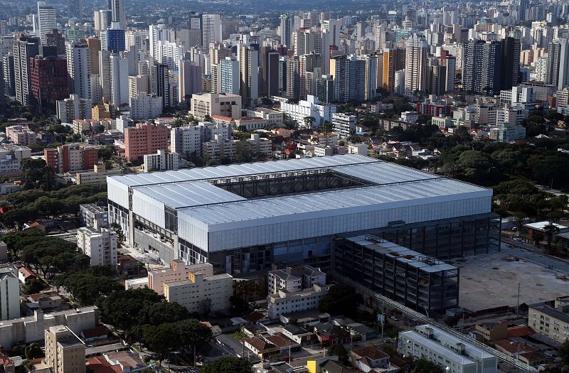 El estadio de Curitiba, "el único que no está listo" a un mes del Mundial