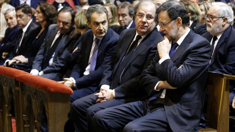 Los leoneses y la cúpula del PP despiden a la presidenta de la Diputación, Isabel Carrasco