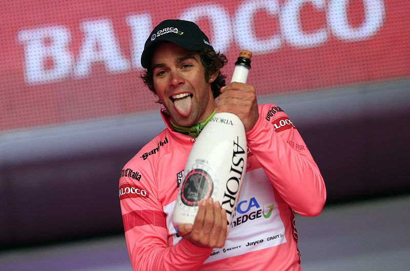 Nacer Bouhanni gana la cuarta etapa del Giro y Matthews sigue líder