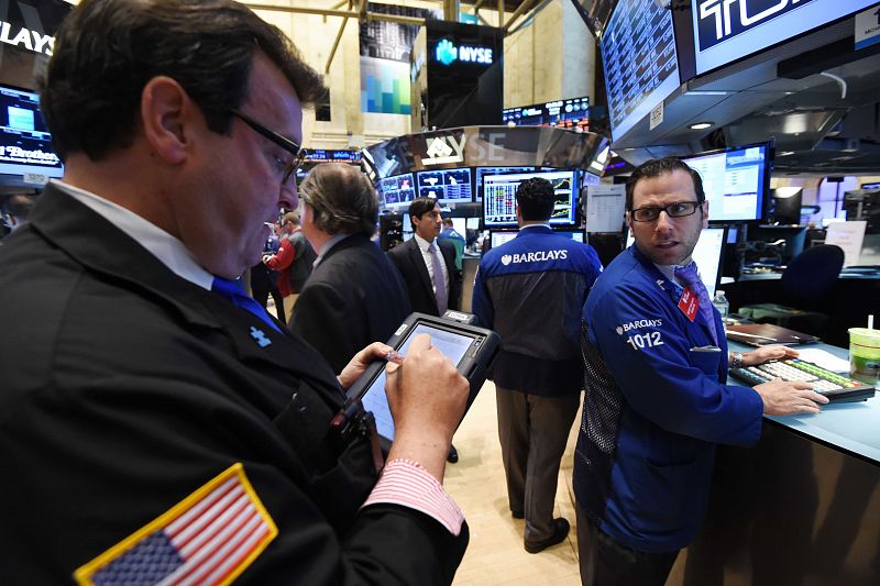 Wall Street cierra con nuevos récords históricos tanto en el Dow Jones como en el S&P 500