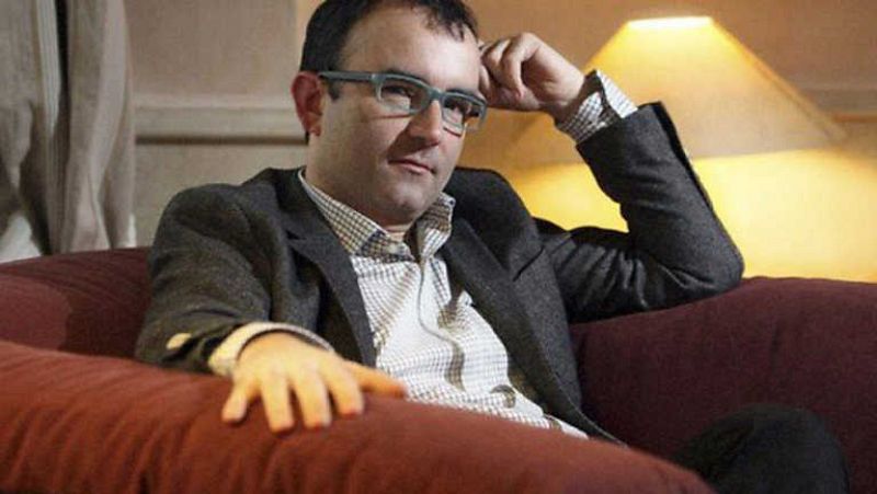 El psicólogo Rafael Santandreu nos enseña sus 'gafas de la felicidad'