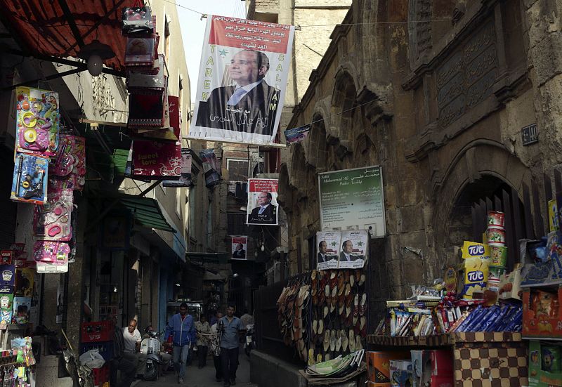 Mueren tres policías y nueve resultan heridos en un ataque en una universidad de El Cairo