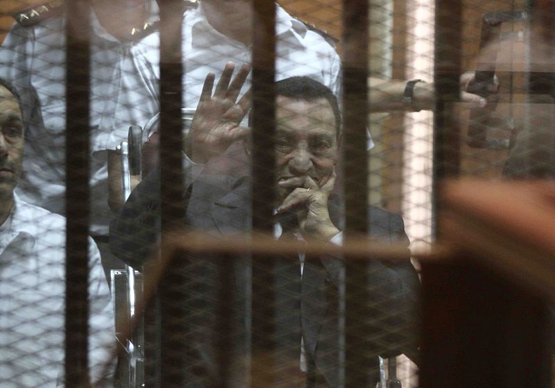 Condenan a Mubarak a tres años de cárcel por malversación de fondos públicos