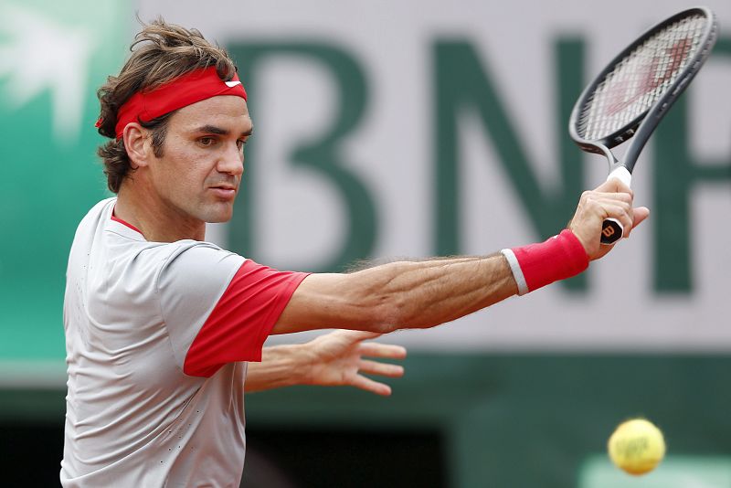 Federer, a segunda ronda de Roland Garros sin sufrir