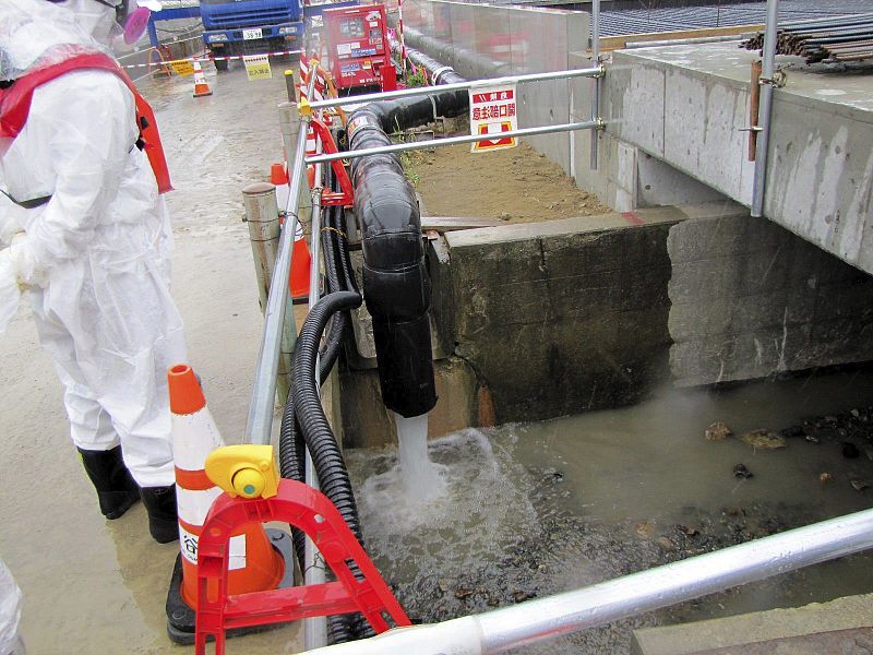 Un muro de hielo subterráneo intentará contener las fugas de agua radioactiva en Fukushima