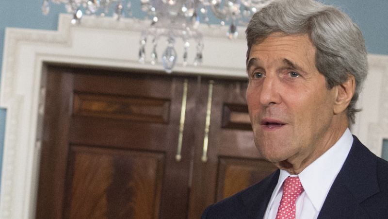 Kerry traslada a Lavrov su malestar por la presencia de combatientes chechenos en Ucrania