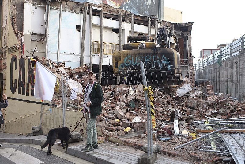 Can Vies, un centro social 'okupa' en derribo