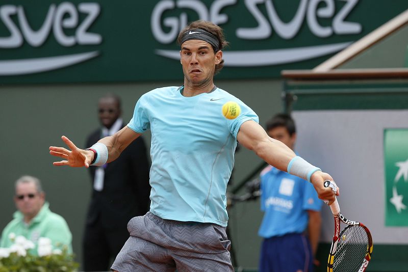 Rafa Nadal accede por la vía directa a los cuartos de Roland Garros