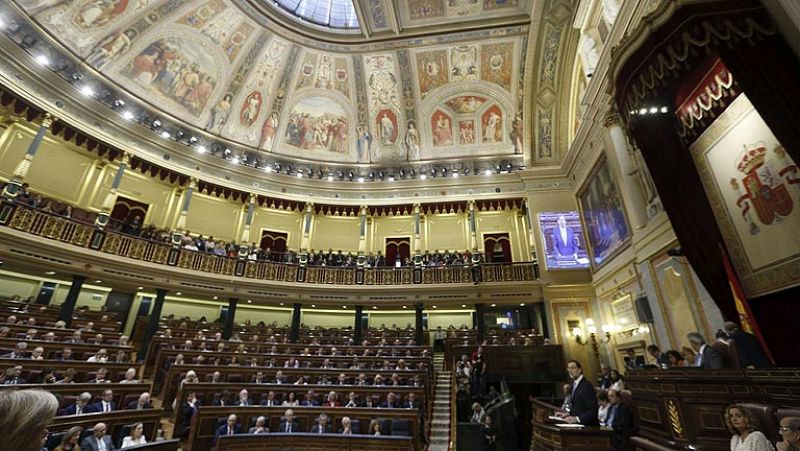 El Congreso aprueba la ley de abdicación del rey Juan Carlos I con 299 votos a favor