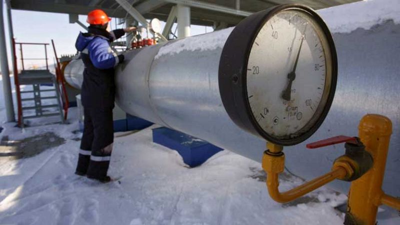Rusia corta el suministro de gas a Ucrania y le exige el pago por adelantado