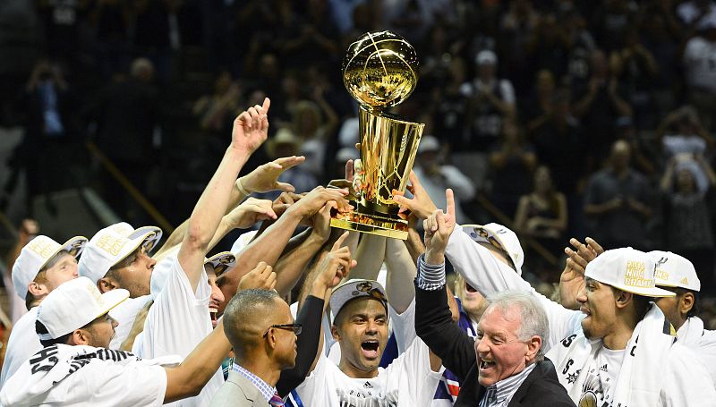 Los Spurs de San Antonio logran su quinto título de la NBA frente a los Heat de Miami