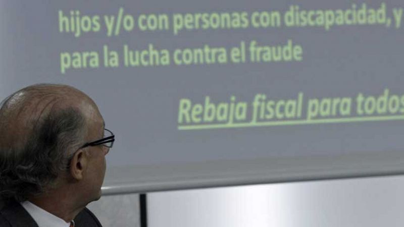 El Gobierno anuncia ayudas de 1.200 euros para familias numerosas o con discapacitados