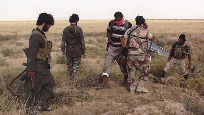 Los yihadistas en Irak asedian dos nuevos puestos fronterizos con Siria y Jordania