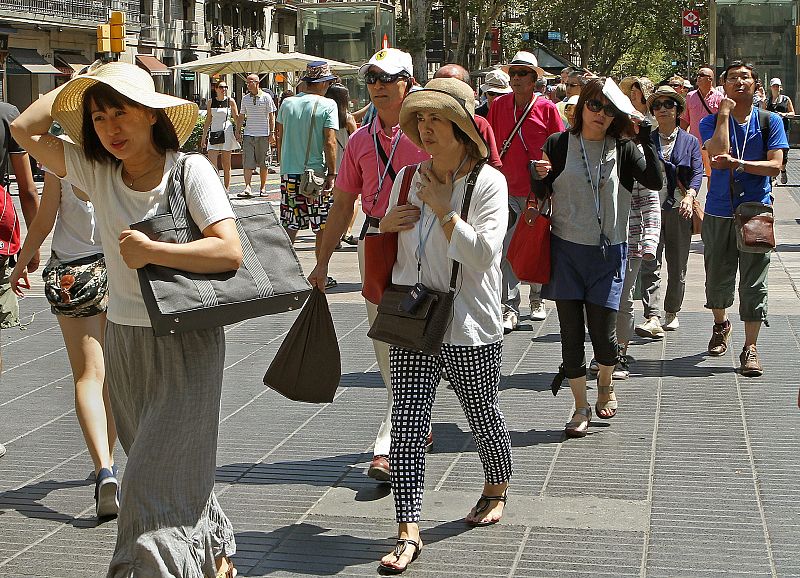 España recibió 21,4 millones de turistas internacionales entre enero y mayo, un 8,2% más