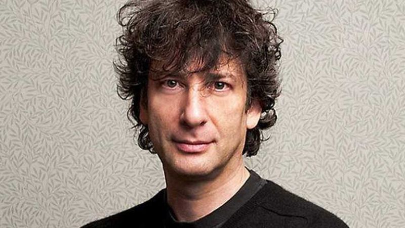 Neil Gaiman, maestro del género fantástico, presenta una de sus últimas obras