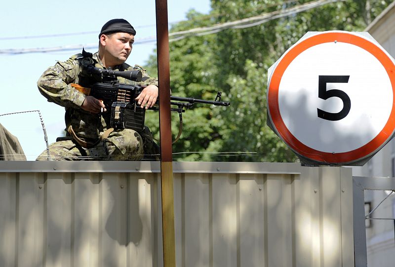 Los combates en el este de Ucrania no cesan pese a la prórroga de la tregua