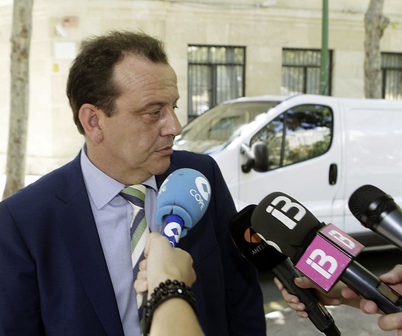 El fiscal de Nóos dice que respeta las decisiones del CGPJ y pide lo mismo para las suyas