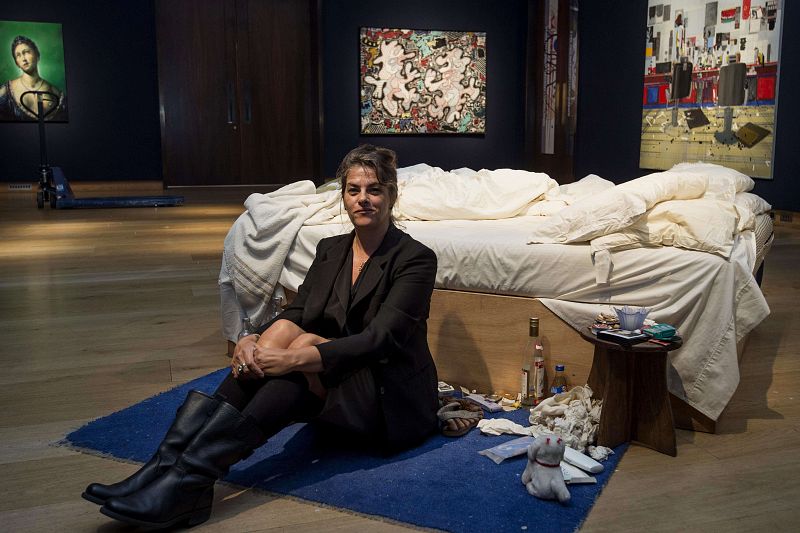 La cama deshecha de Tracey Emin se subasta por el récord de 3,2 millones de euros