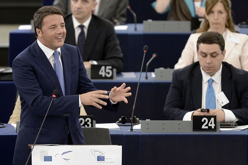 Renzi ante la Eurocámara: "Sin crecimiento, Europa no tiene futuro"