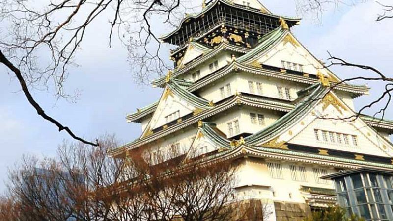 Osaka, los oficios ancestrales frente a la tecnología de los robots humanoides