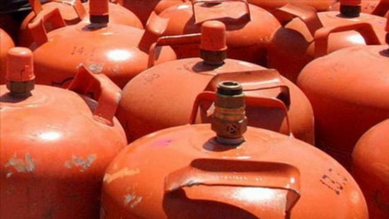 El Gobierno liberaliza parte del mercado del butano y aprueba la reforma del gas