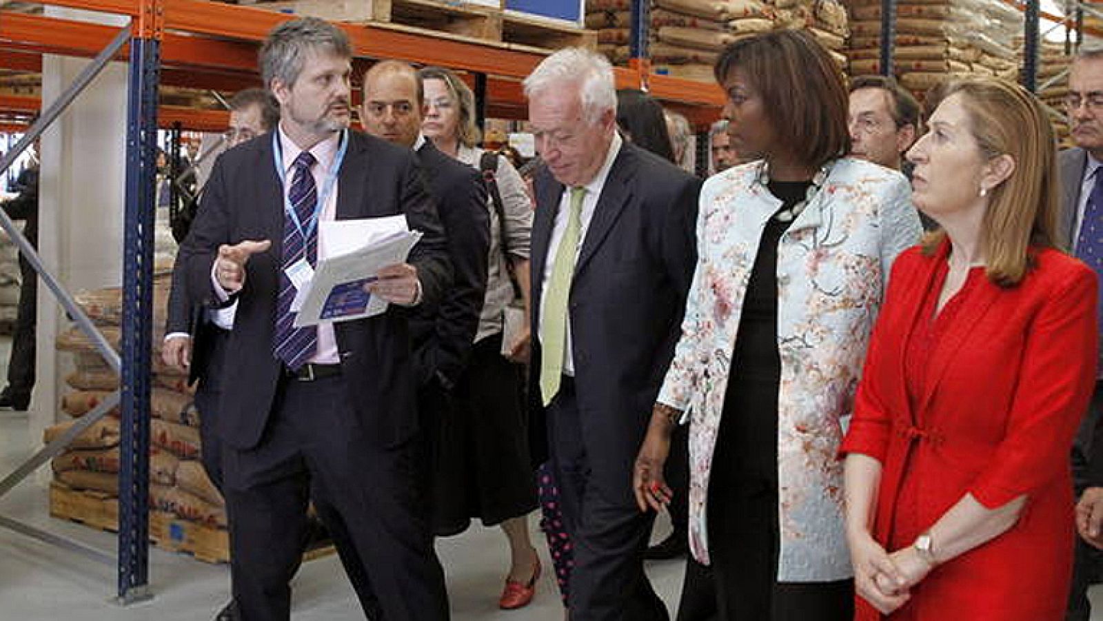 El Gobierno y la ONU inauguran en las Palmas una base logística clave para enviar ayuda a África | Ver