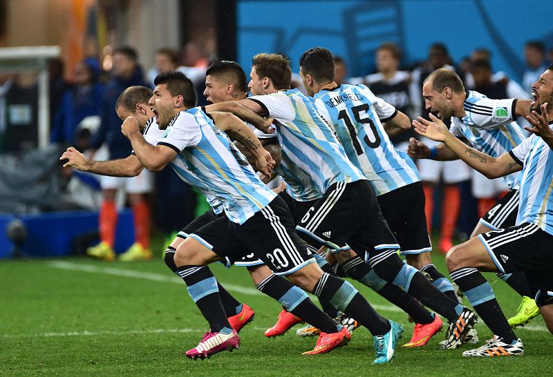 Argentina gana en los penaltis a Holanda la semifinal del miedo