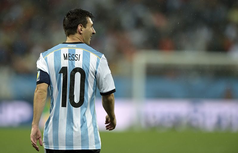 Messi llama a las puertas del Olimpo